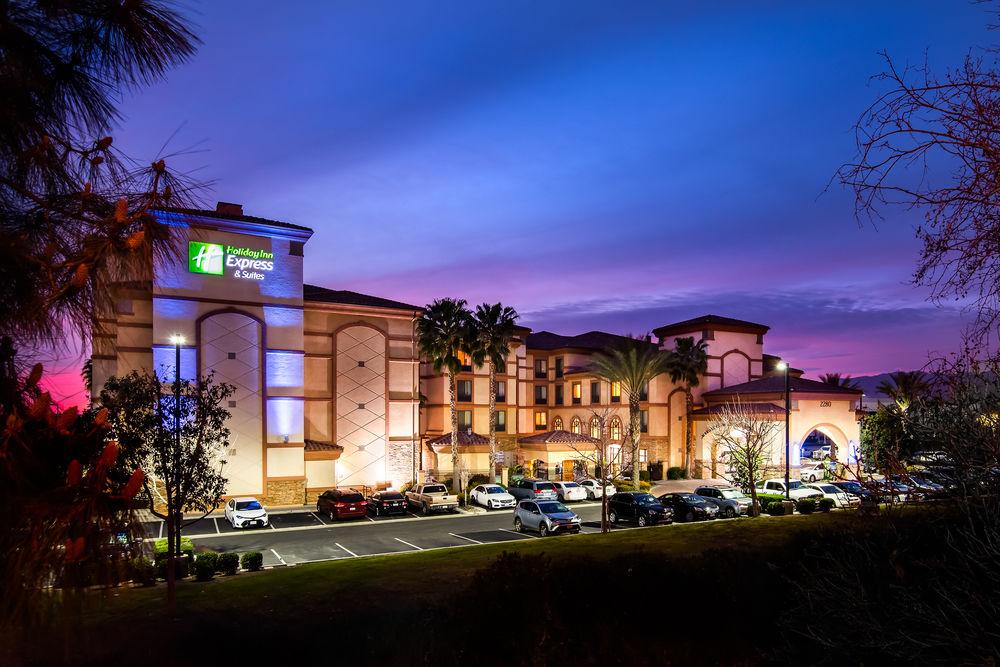 Holiday Inn Express Ontario By Ihg Creekside Exteriér fotografie
