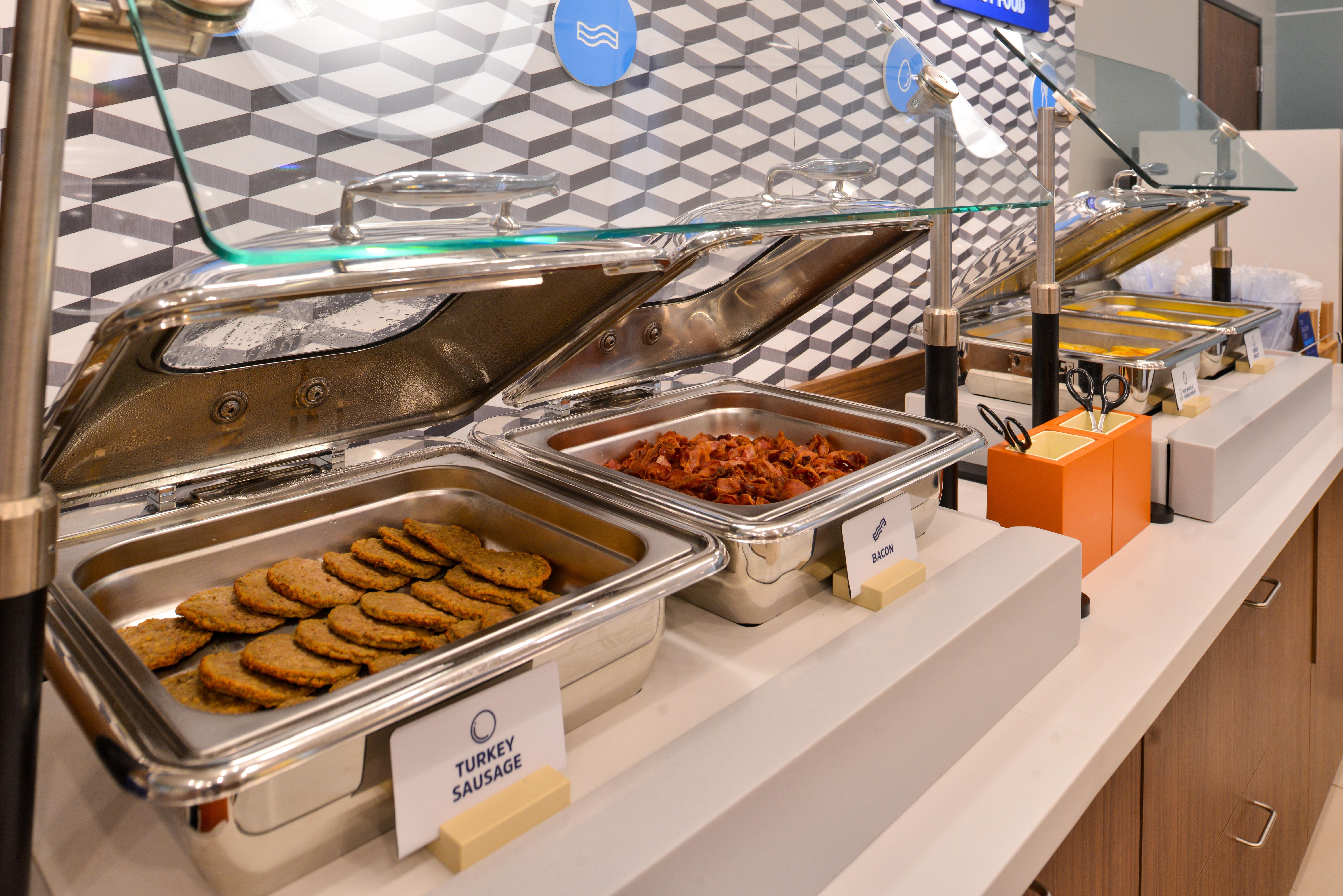 Holiday Inn Express Ontario By Ihg Creekside Exteriér fotografie