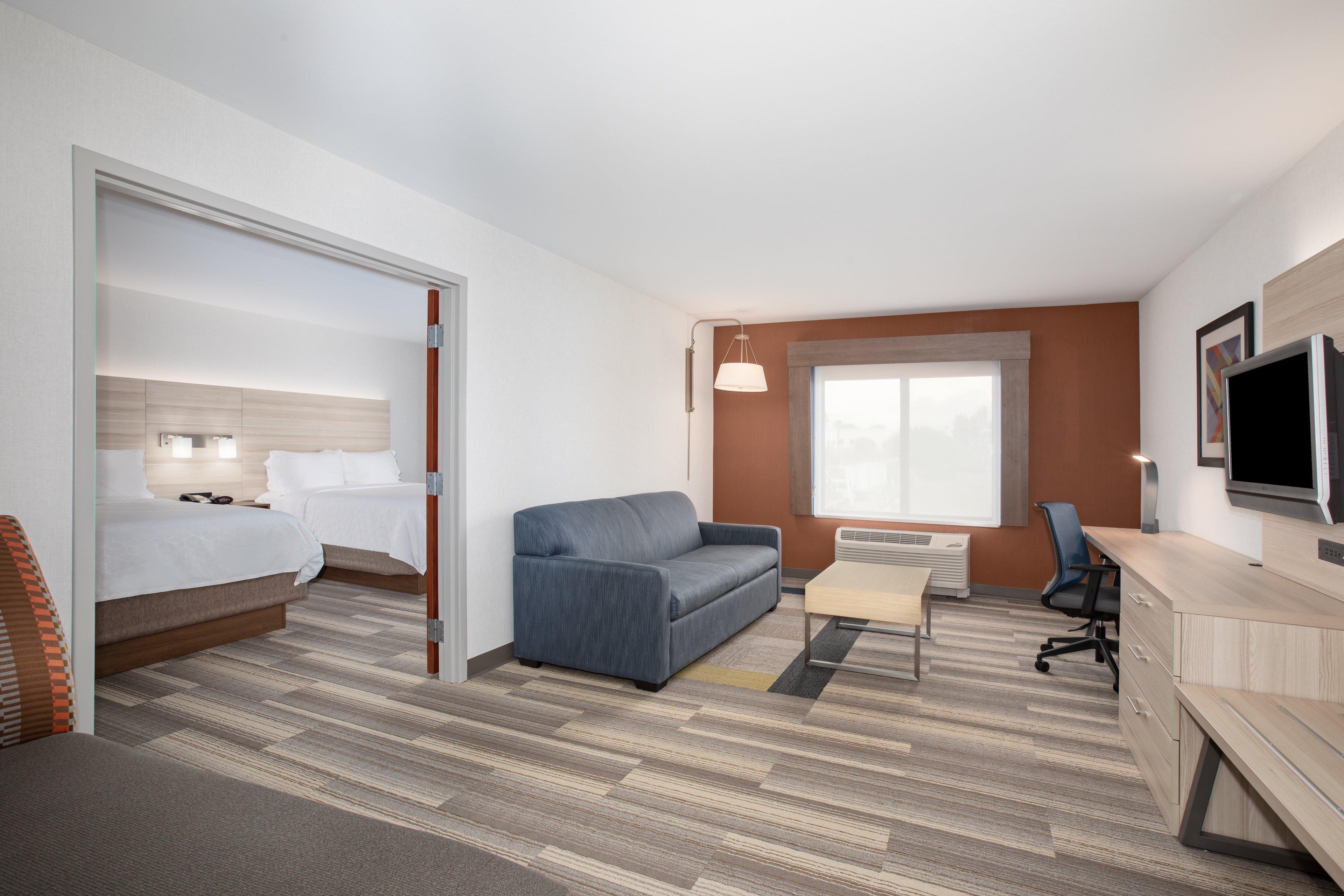 Holiday Inn Express Ontario By Ihg Creekside Exteriér fotografie