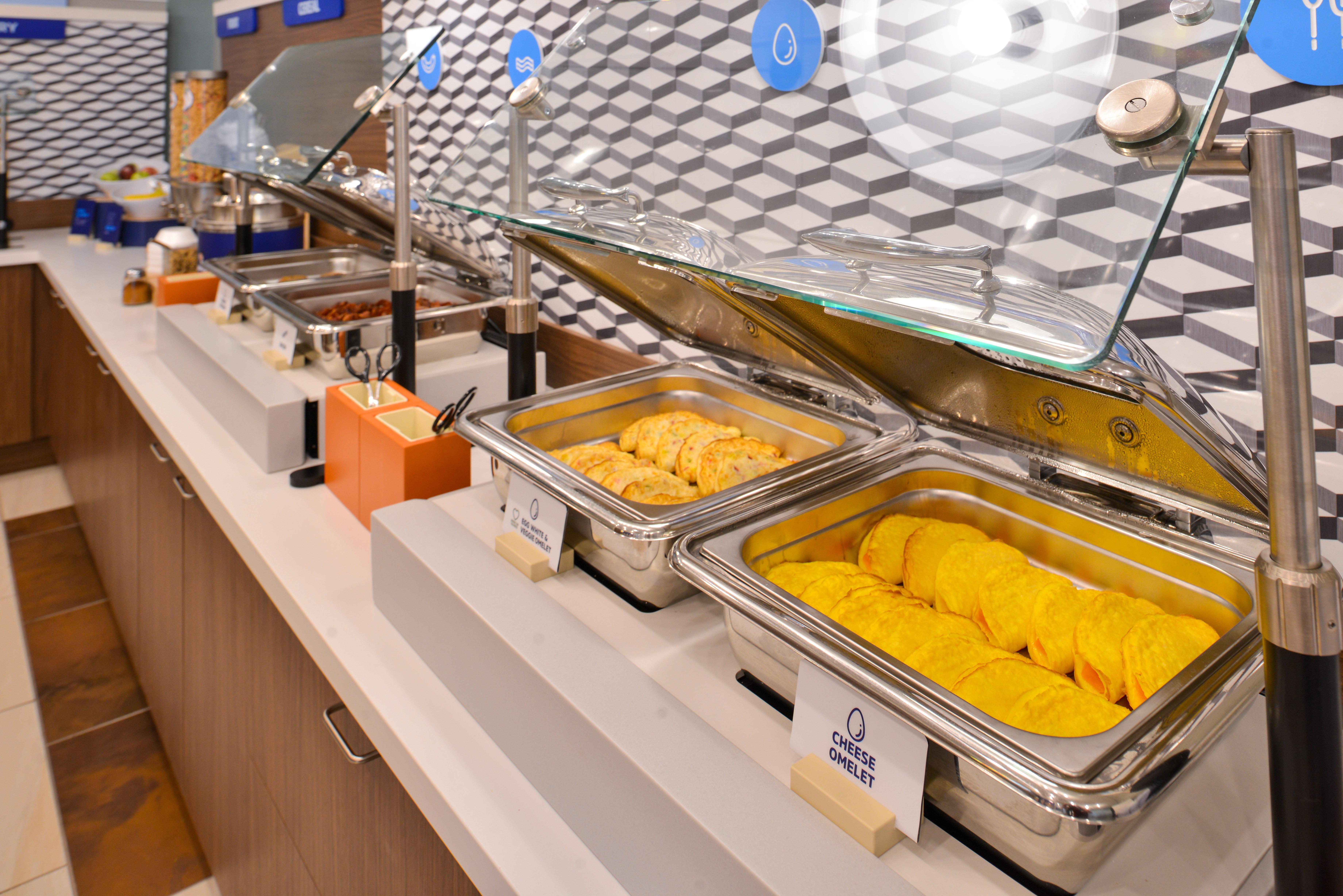 Holiday Inn Express Ontario By Ihg Creekside Exteriér fotografie