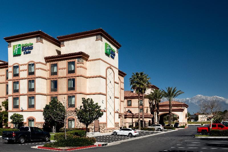 Holiday Inn Express Ontario By Ihg Creekside Exteriér fotografie
