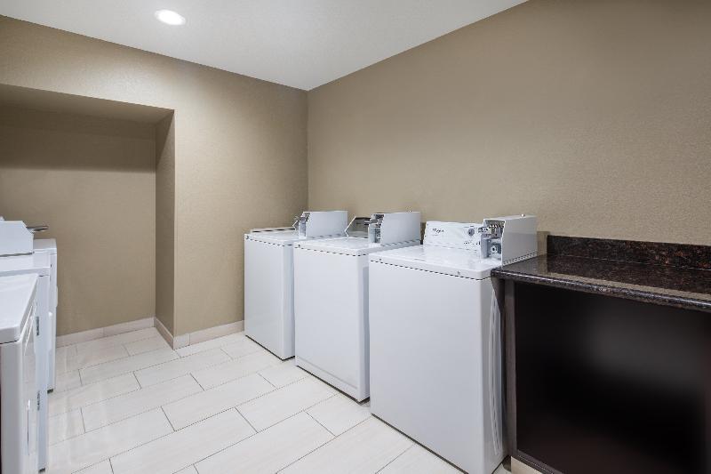 Holiday Inn Express Ontario By Ihg Creekside Exteriér fotografie